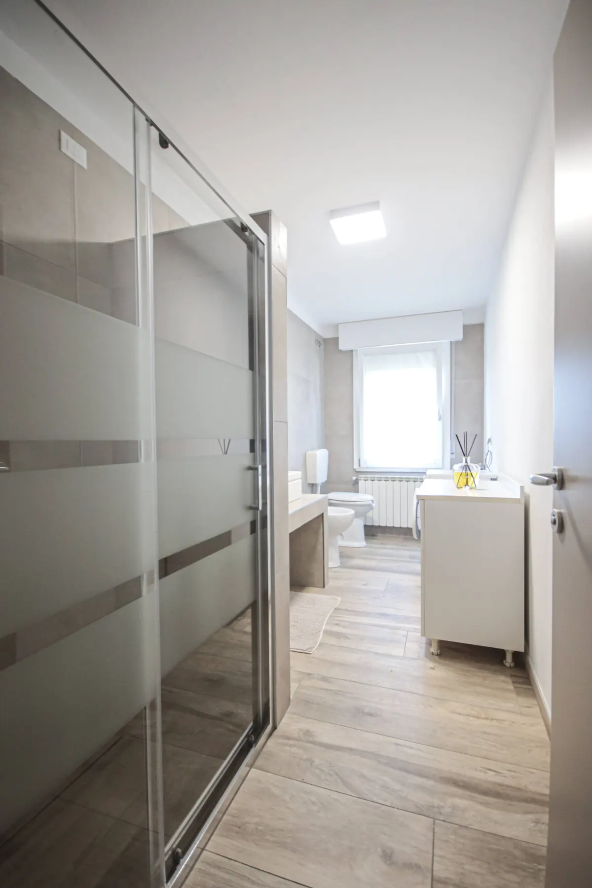 Bagno privato con doccia